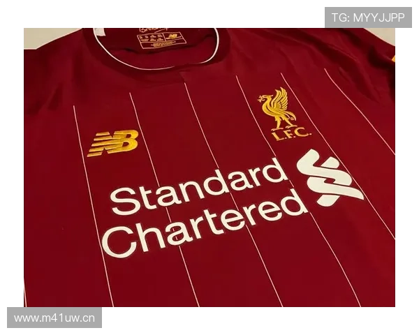 利物浦复刻95赛季球衣明星齐聚 利物浦复刻95赛季球衣明星齐聚